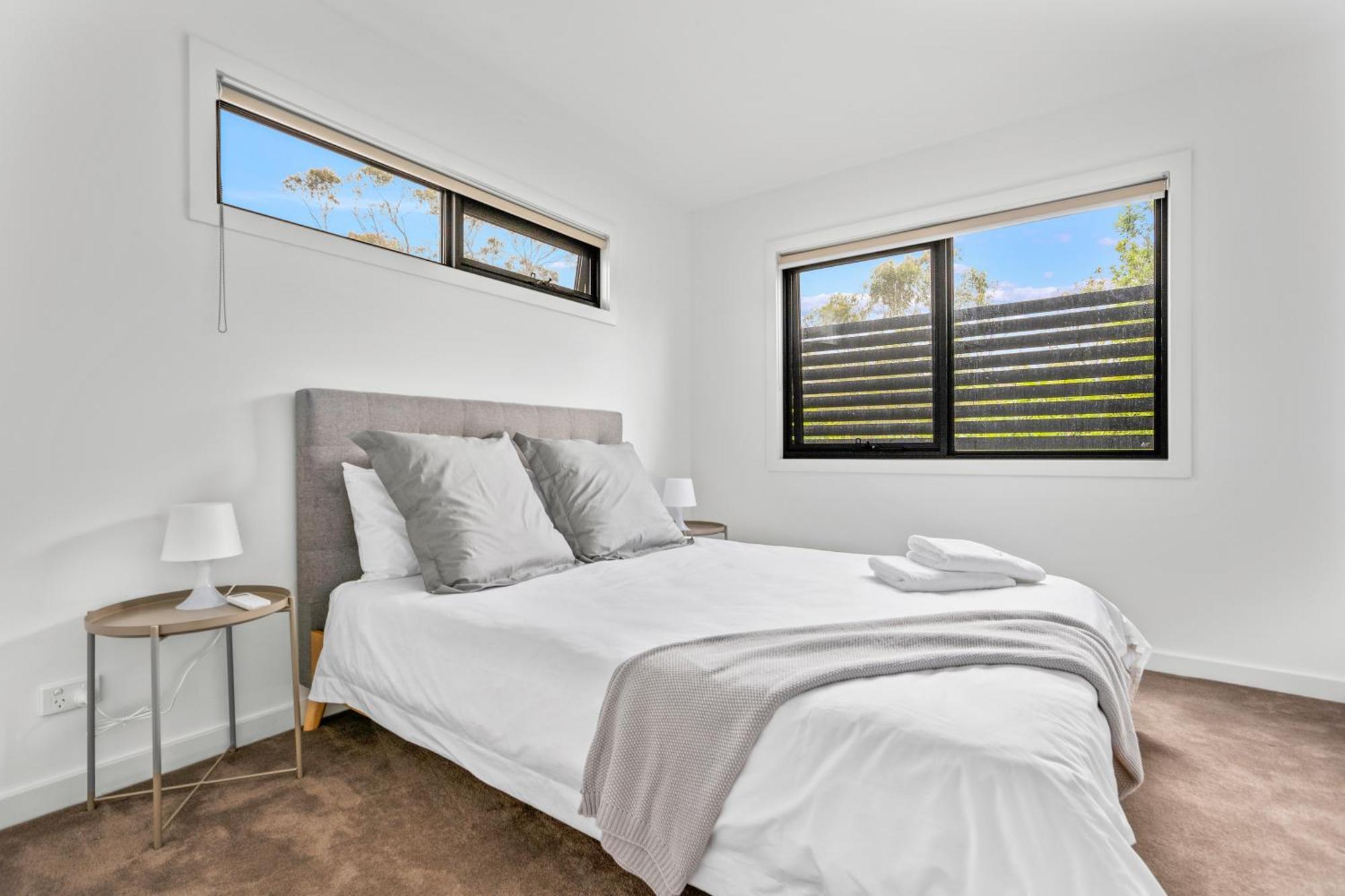 Stayau Modern 4-Bedroom Th Bayswater Heathmont Exterior photo