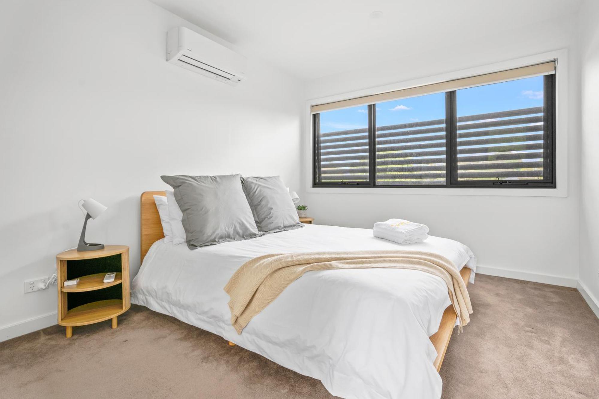 Stayau Modern 4-Bedroom Th Bayswater Heathmont Exterior photo