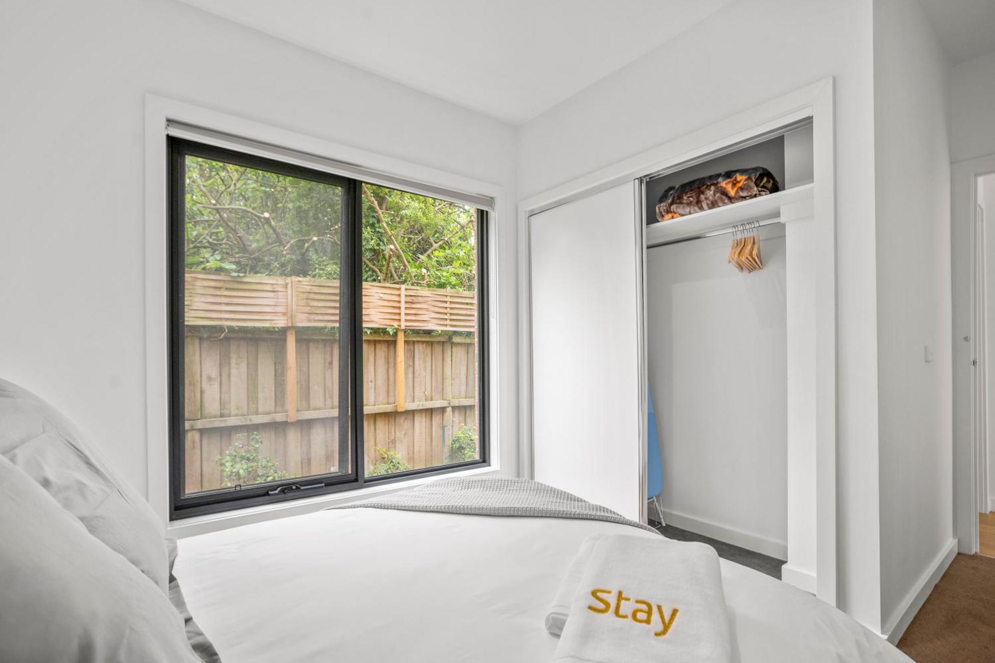 Stayau Modern 4-Bedroom Th Bayswater Heathmont Exterior photo