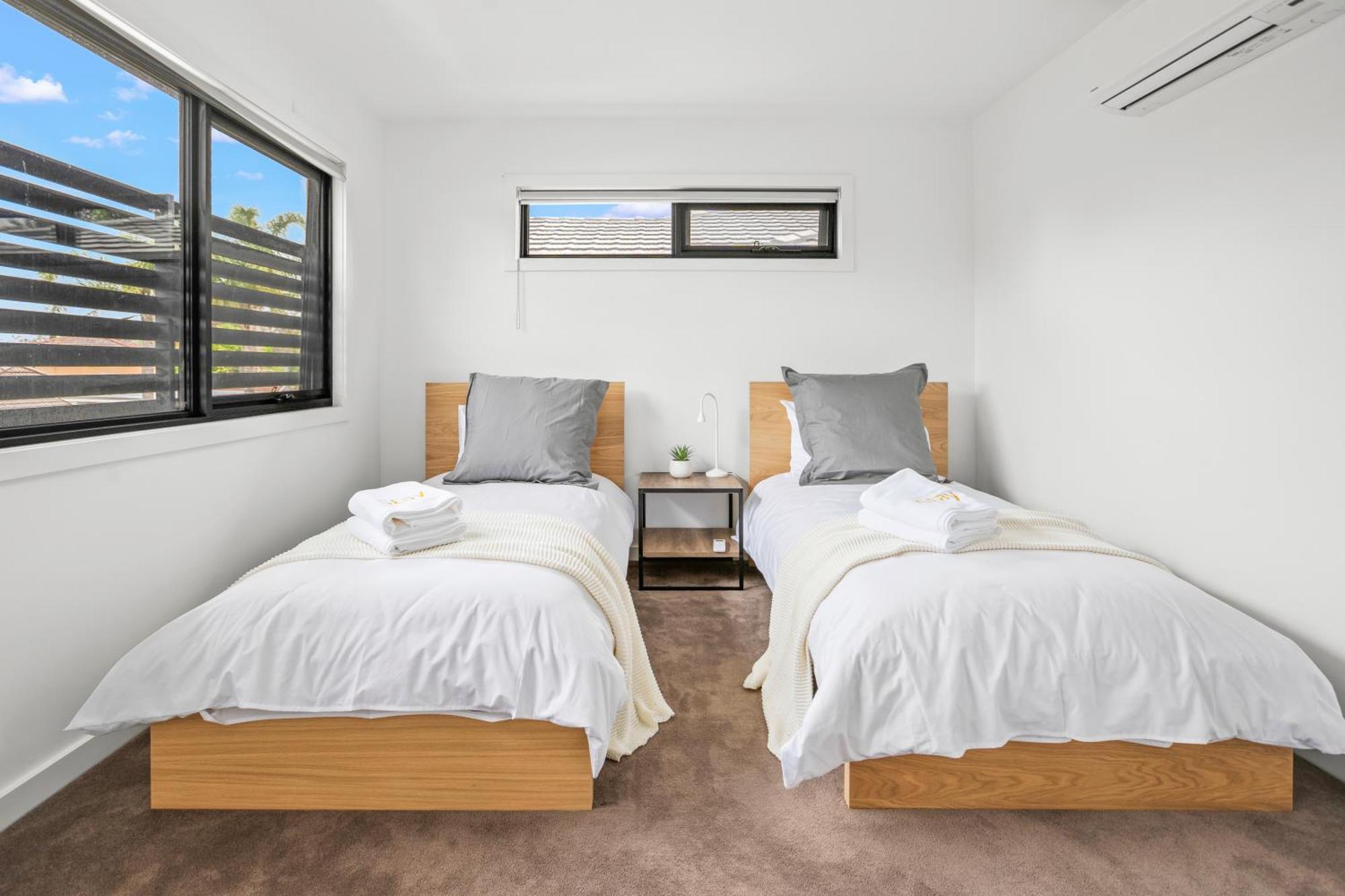 Stayau Modern 4-Bedroom Th Bayswater Heathmont Exterior photo